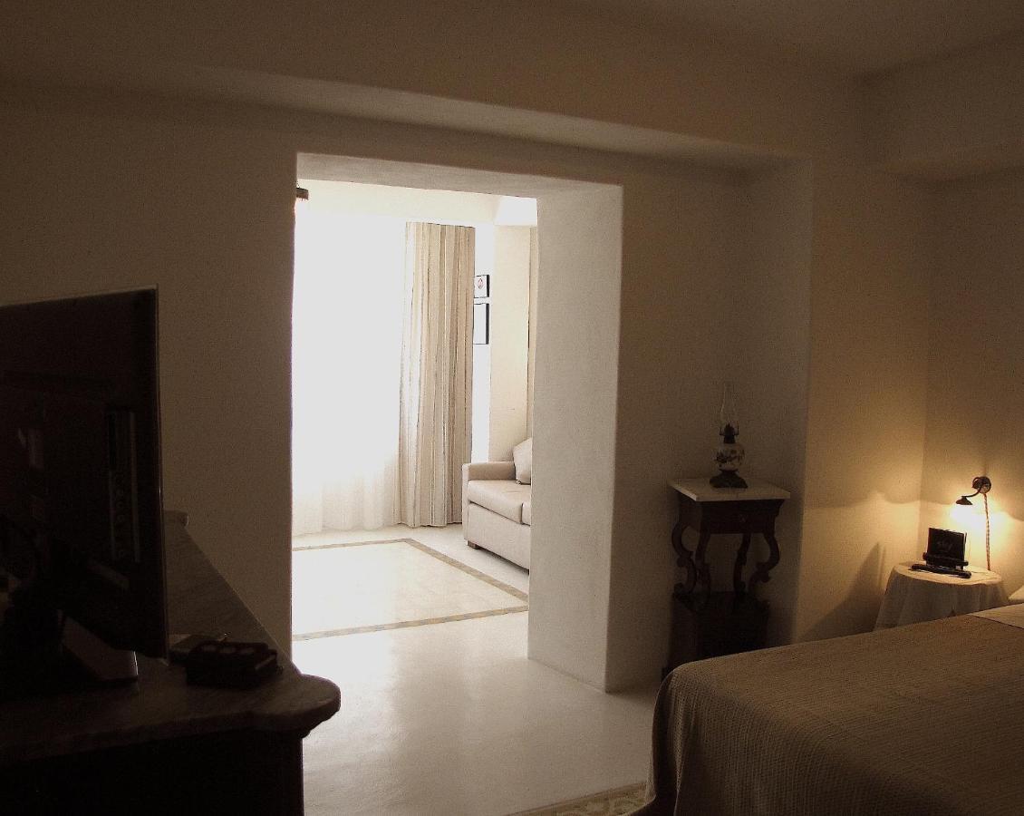 Hotel Santa Marina Antica Foresteria Santa Marina Salina Rom bilde